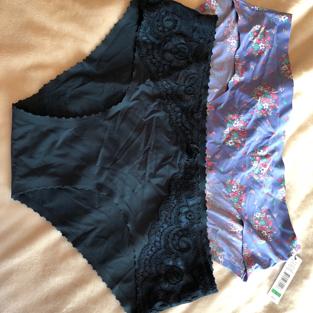 NWOT—3 for $10💕Sophie.B 💕panties